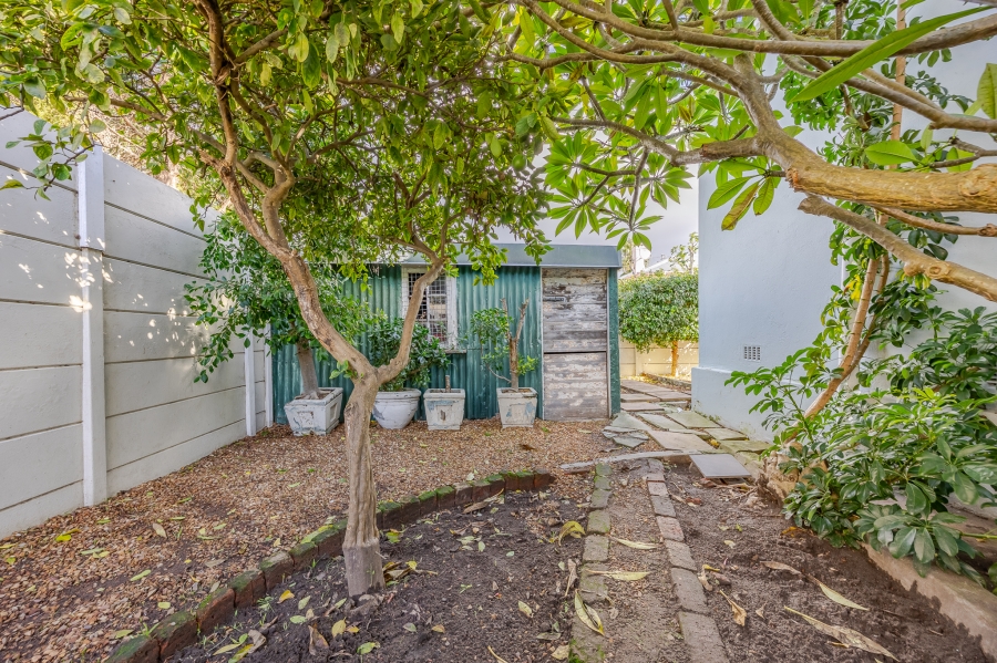 4 Bedroom Property for Sale in Wynberg Upper Western Cape